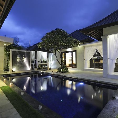 Blue Marlin Legian Villa Exterior foto